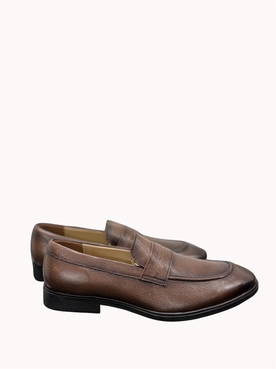 CLASSIC TAN PENNY LOAFERS