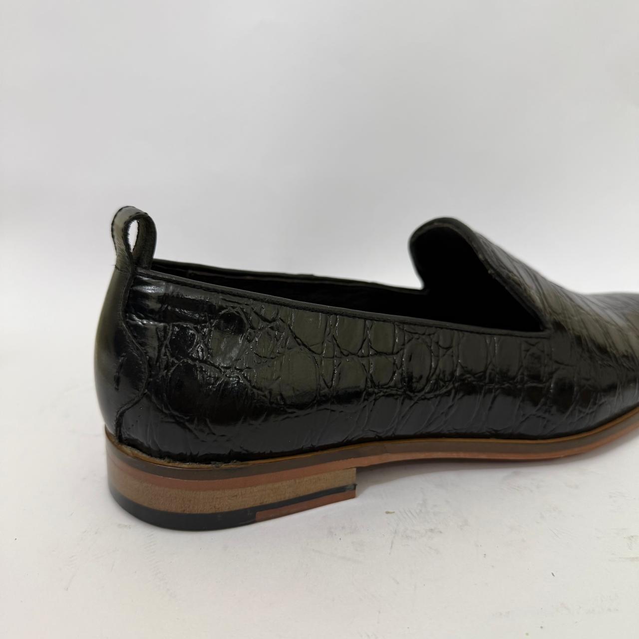 BLACK CROC-EMBOSSED LOAFERS