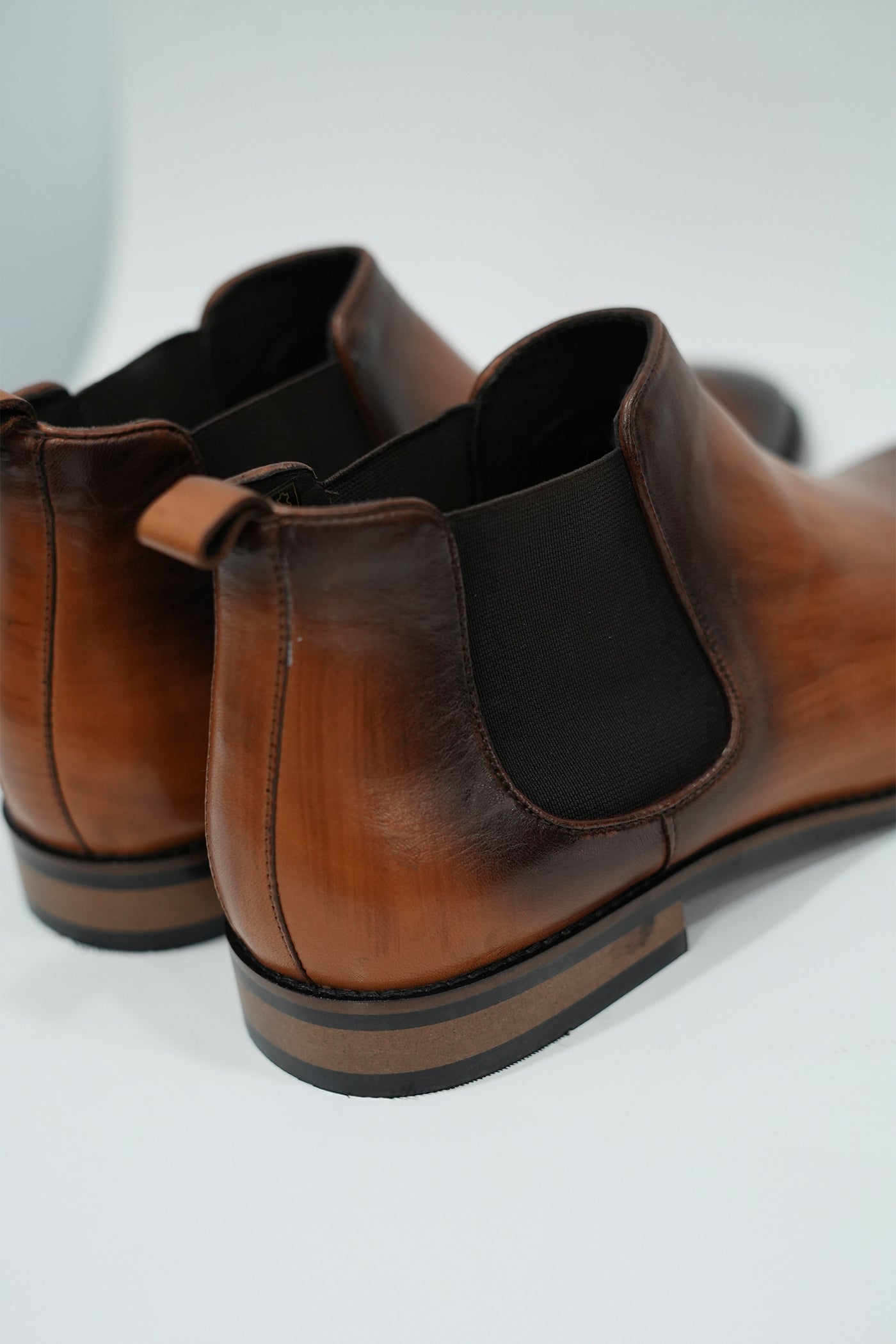 TAN CHELSEA BOOT