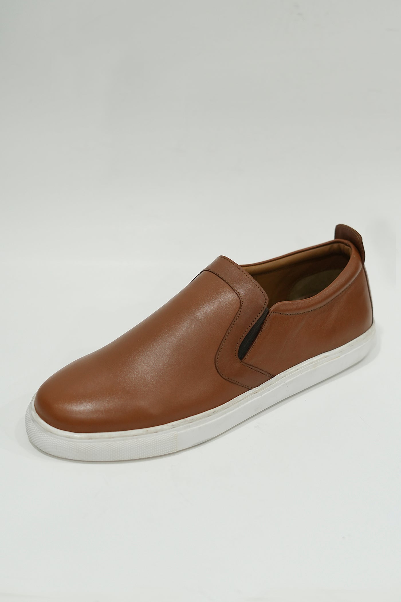 TAN SLIP-ON SNEAKER