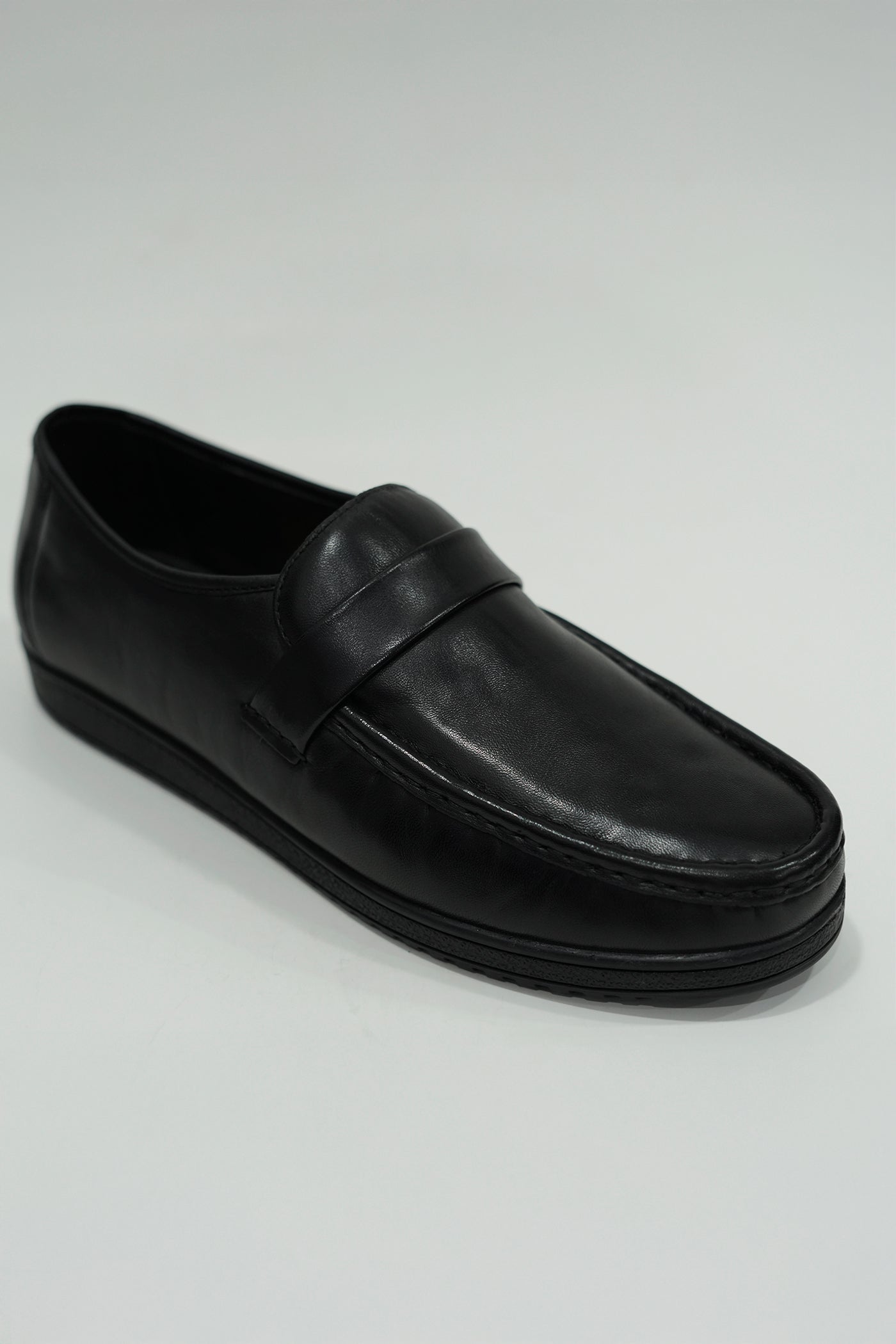 CLASSIC PENNY LOAFERS