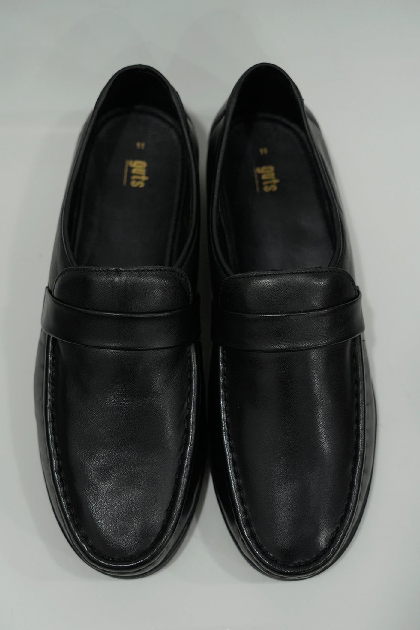 CLASSIC PENNY LOAFERS