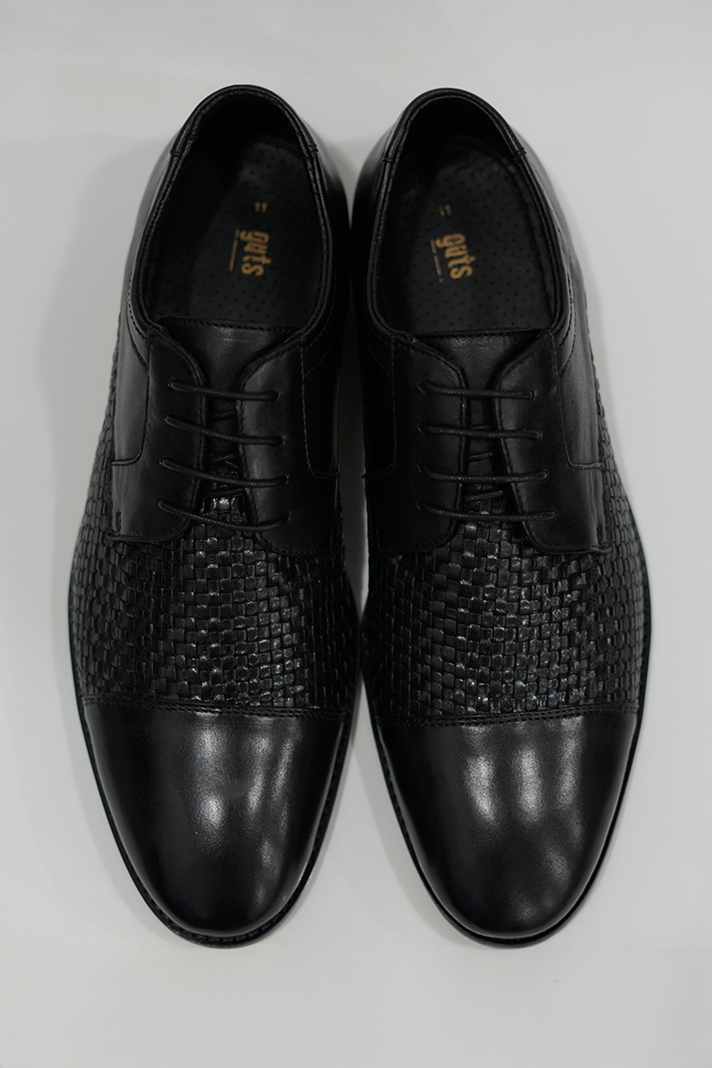 OXFORD LACE-UP DRESS SHOE