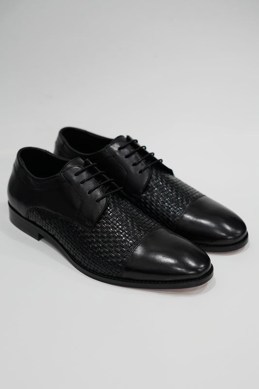 OXFORD LACE-UP DRESS SHOE
