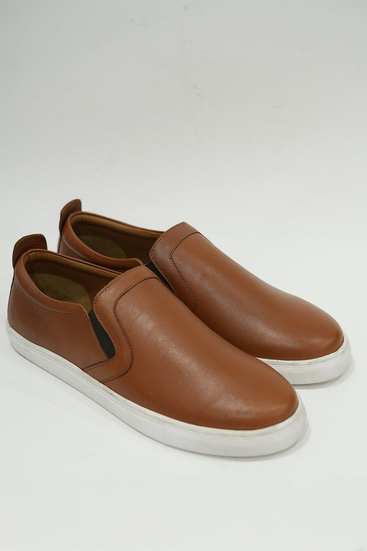 TAN SLIP-ON SNEAKER