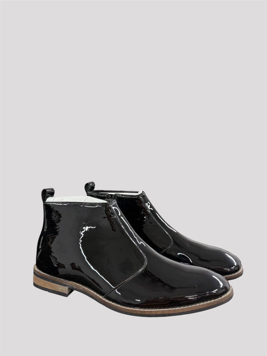 CLASSIC BLACK PATENT LEATHER CHELSEA BOOTS