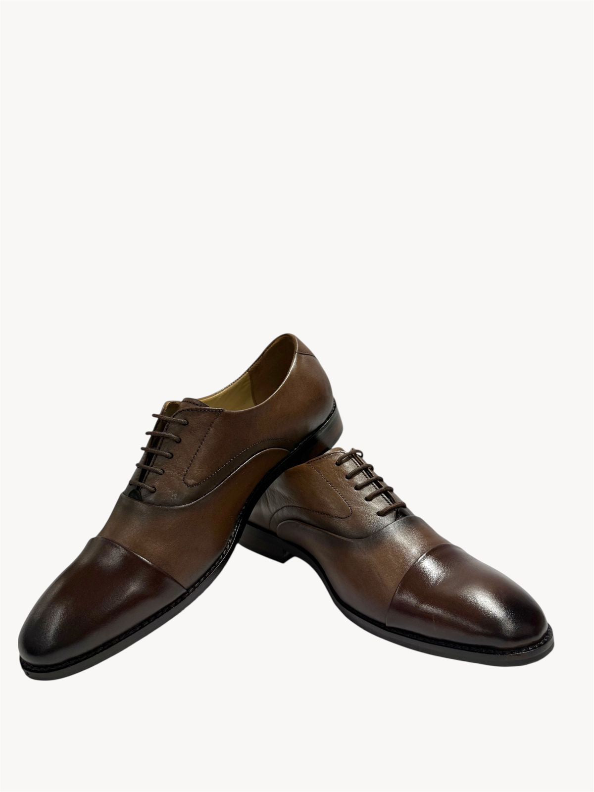 CLASSIC BROWN LEATHER OXFORD CAP-TOE SHOES