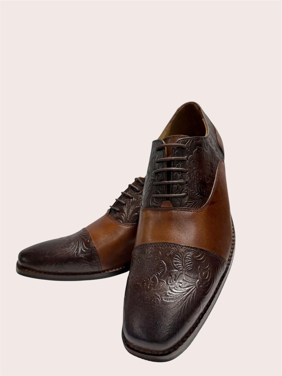 TWO-TONE HANDCRAFTED LEATHER OXFORD
