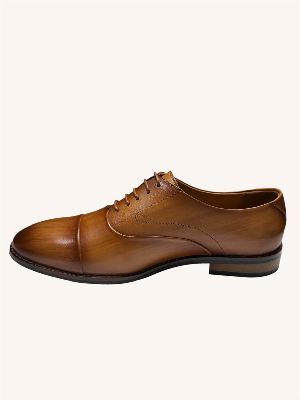 TAN OXFORD CAP TOE SHOES