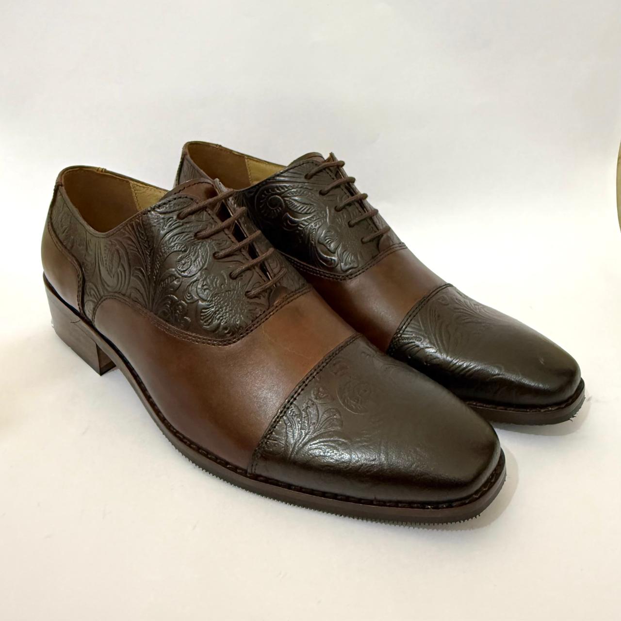 TWO-TONE HANDCRAFTED LEATHER OXFORD