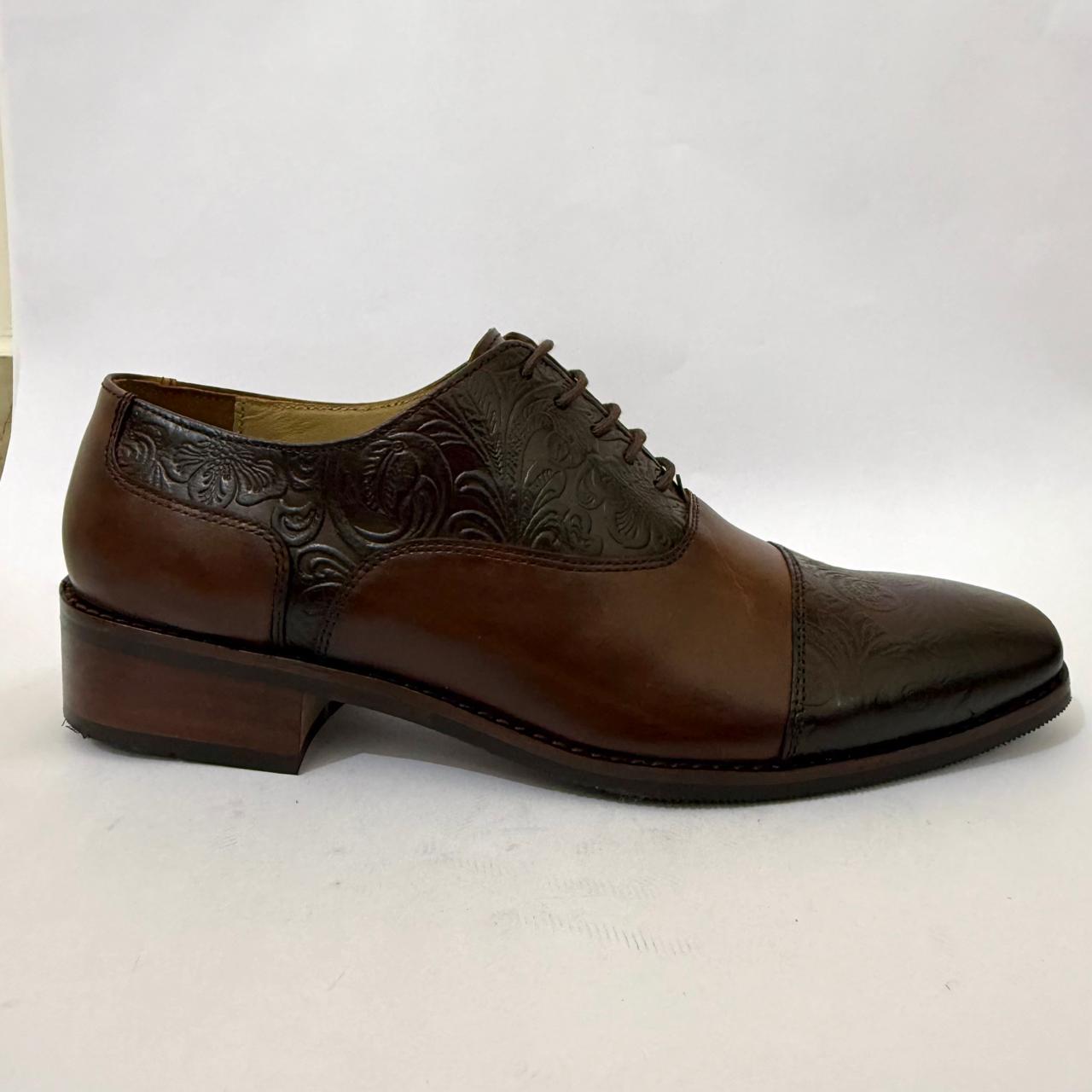 TWO-TONE HANDCRAFTED LEATHER OXFORD