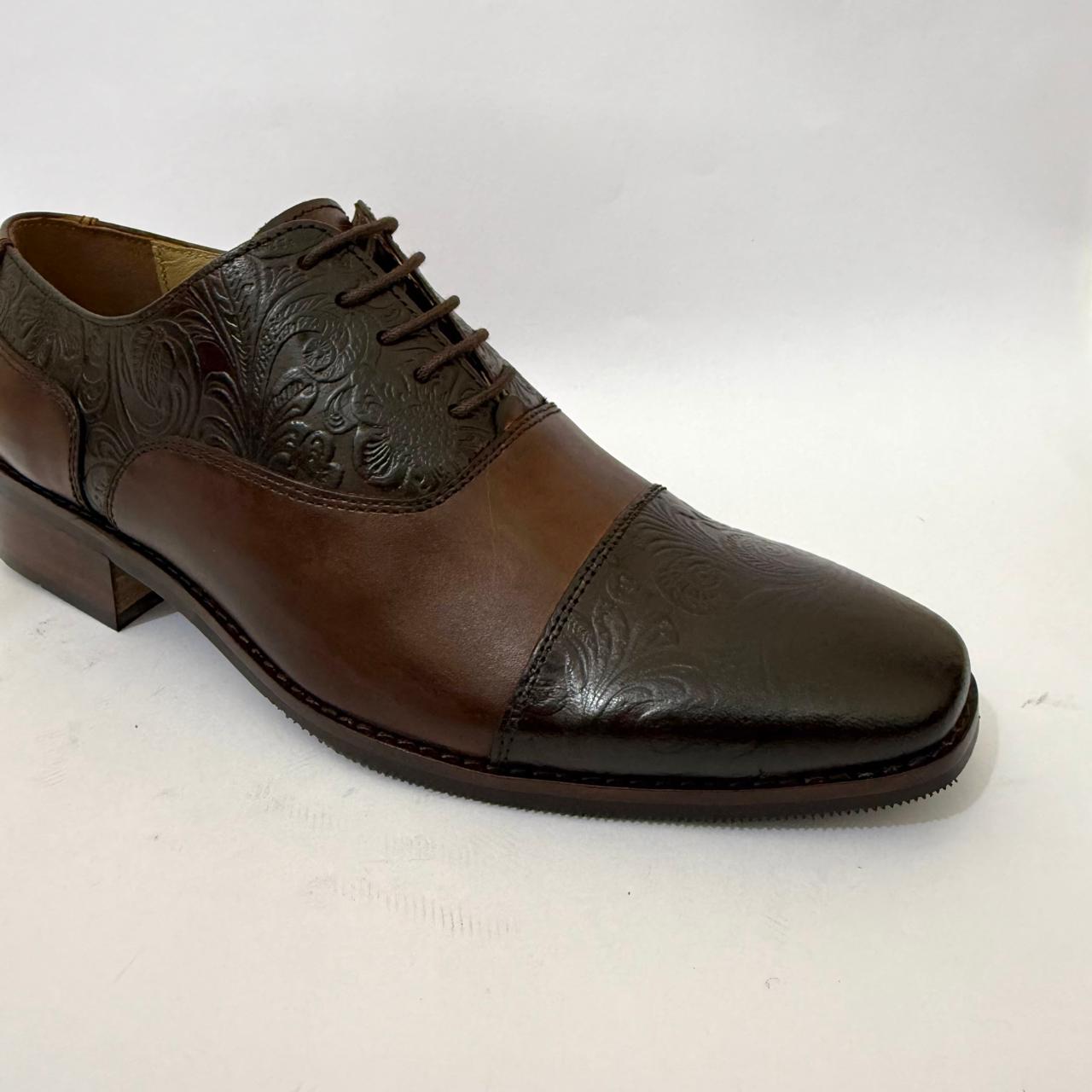 TWO-TONE HANDCRAFTED LEATHER OXFORD