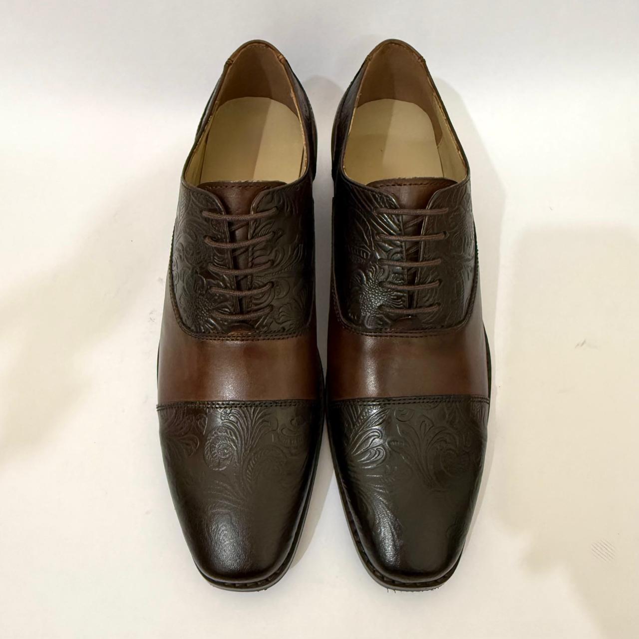 TWO-TONE HANDCRAFTED LEATHER OXFORD