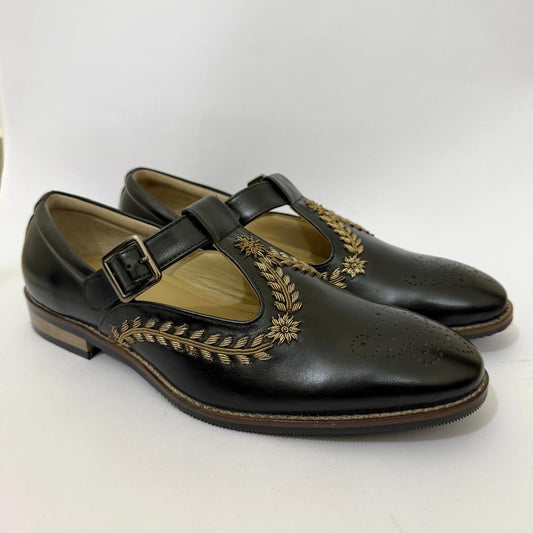 BLACK LEATHER EMBROIDERED BUCKLE STRAP SHOES