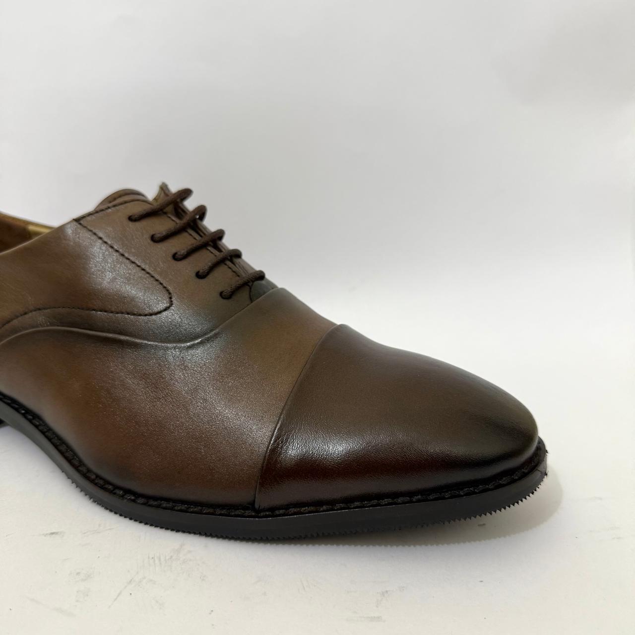CLASSIC BROWN LEATHER OXFORD CAP-TOE SHOES