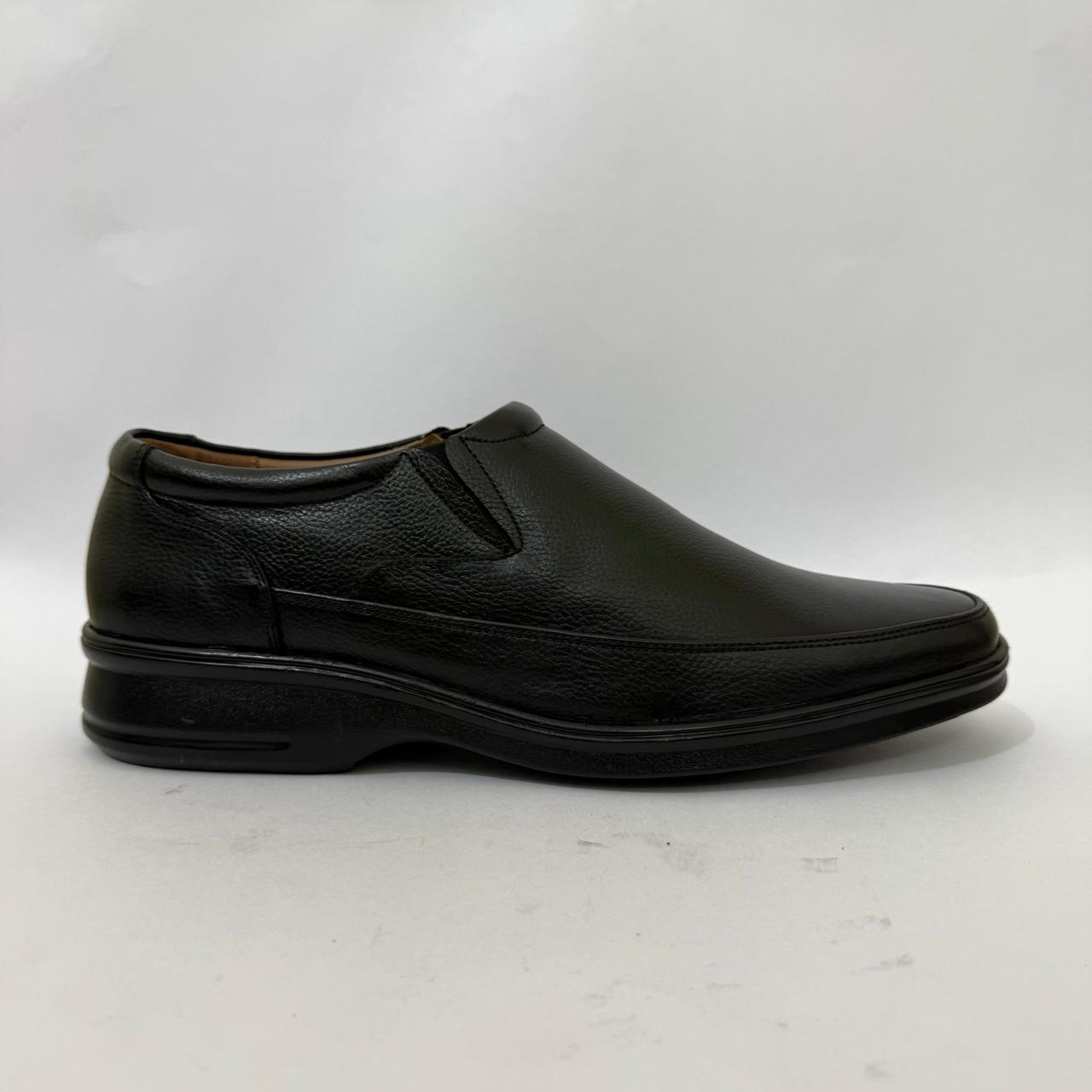 CLASSIC BLACK COMFORT SLIP-ON