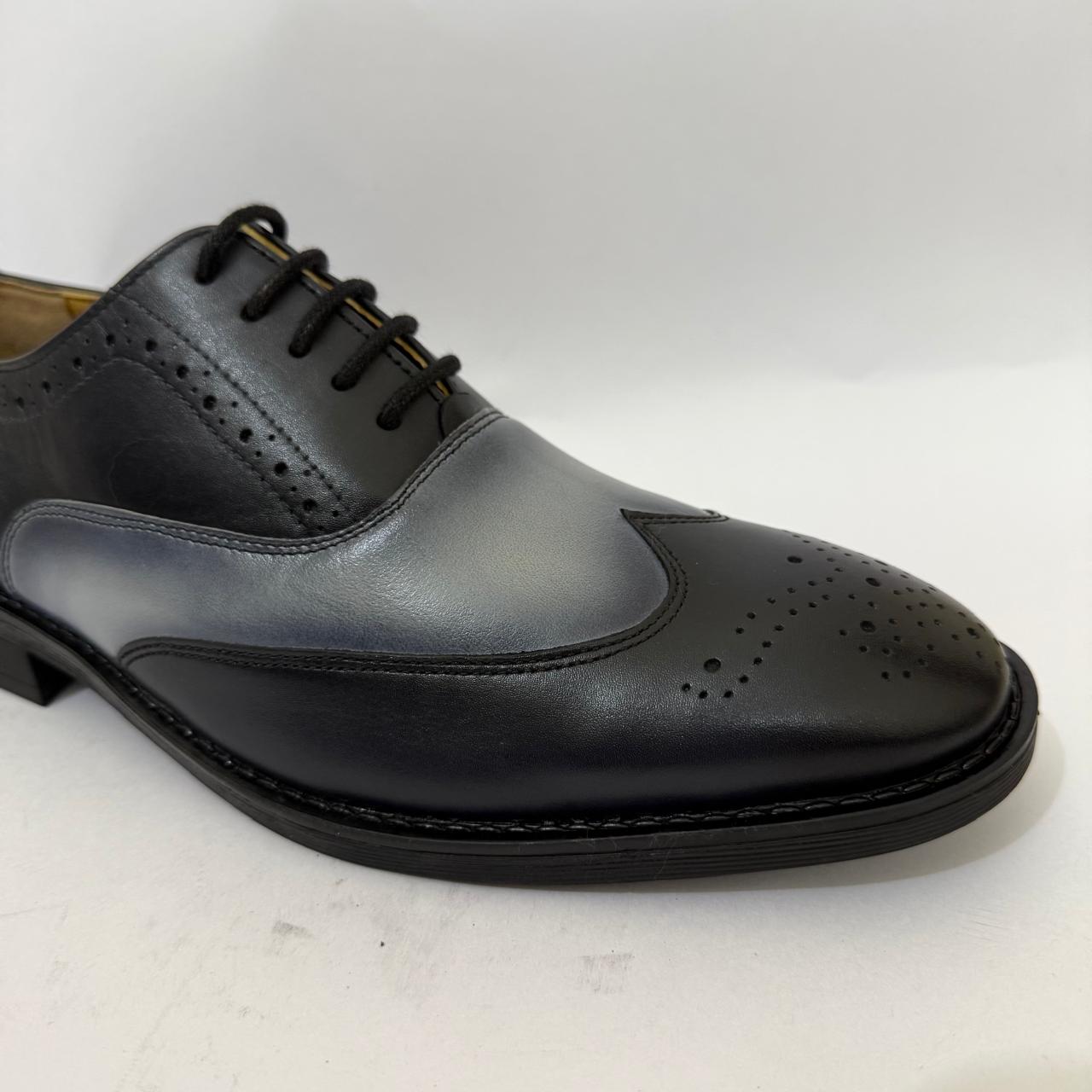 DUAL TONE OXFORD BROGUES