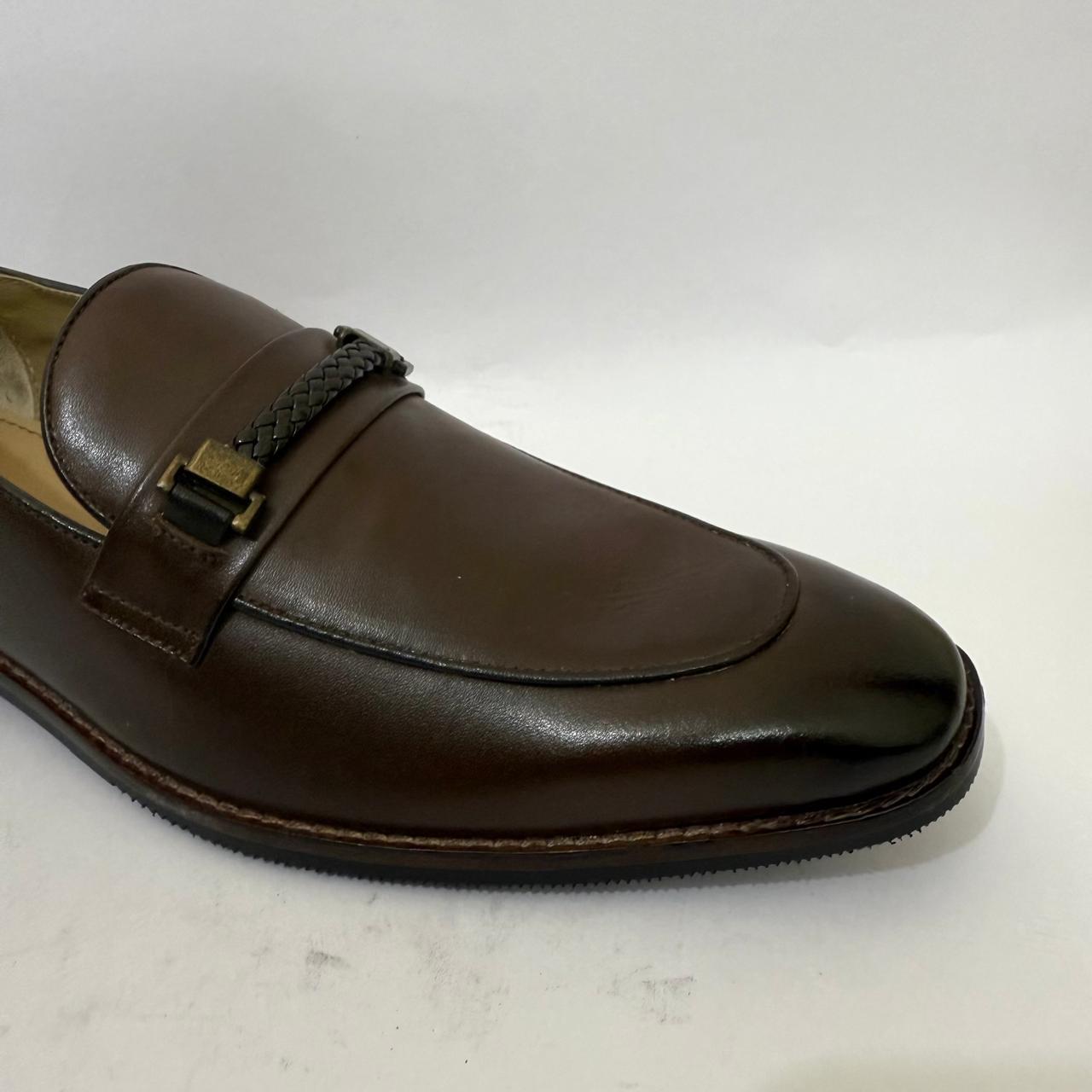 BROWN LOAFERS WITH BRAIDED STRAP DETAILING