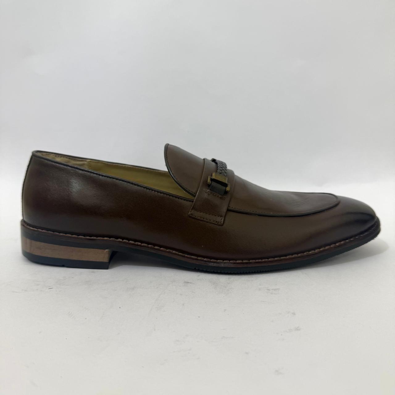 BROWN LOAFERS WITH BRAIDED STRAP DETAILING