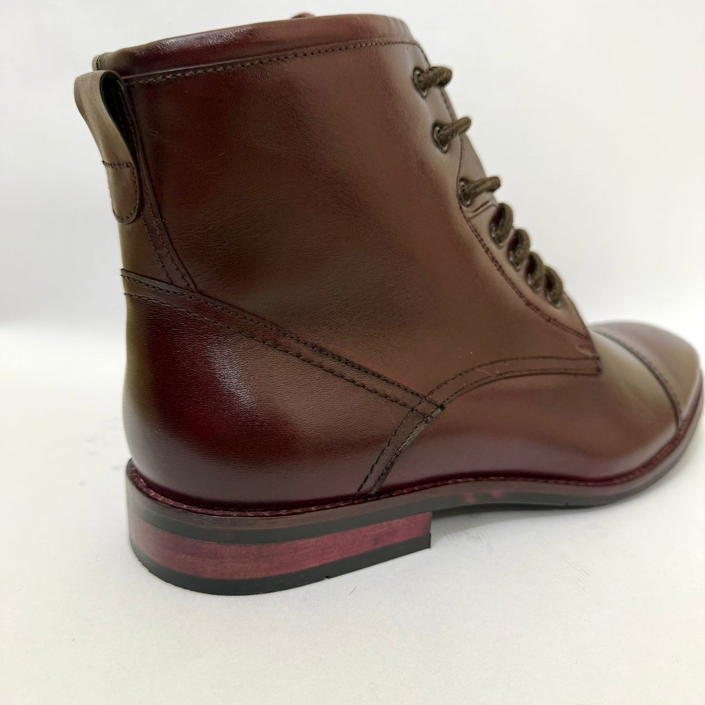 BURGUNDY LACE-UP BOOTS