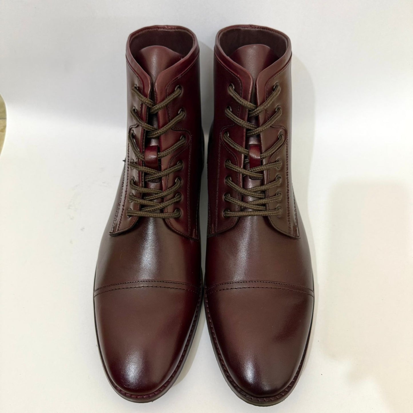 BURGUNDY LACE-UP BOOTS